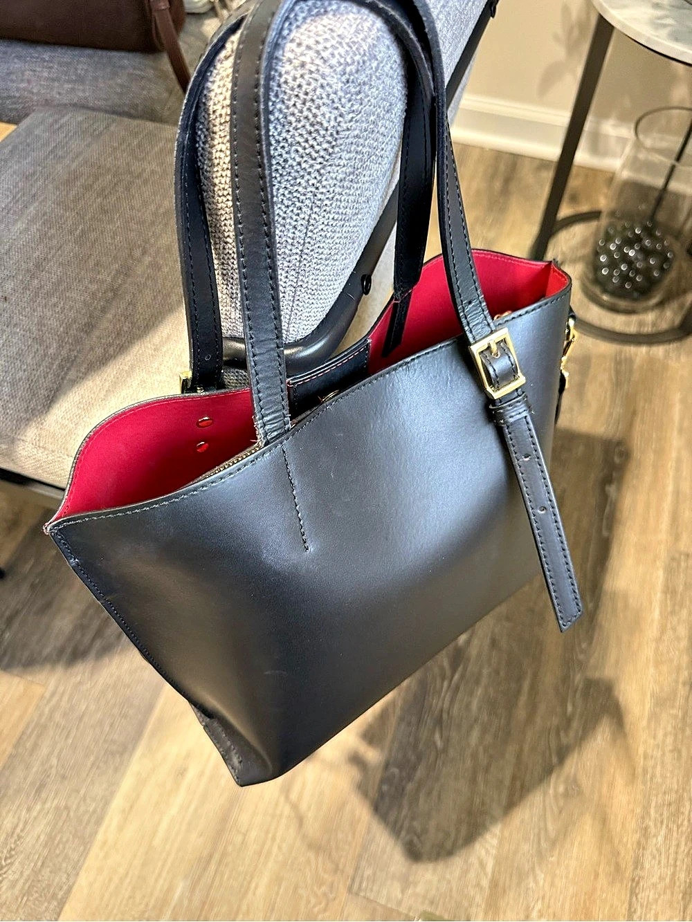 ITALIAN Leather Tote in Black & Red